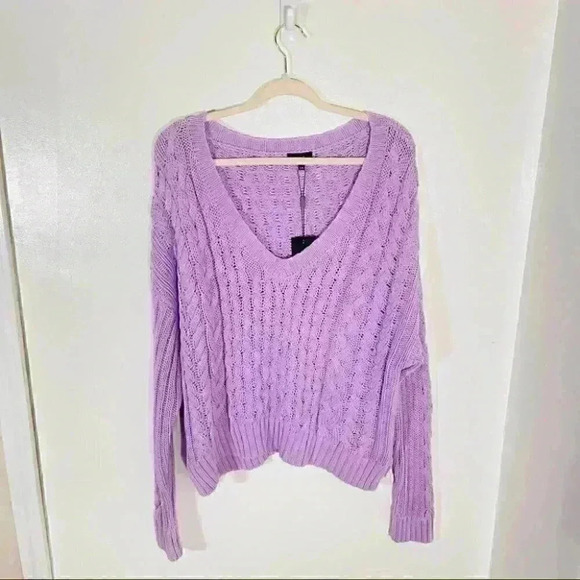 NWT Line the Label Leah V-Neck Cable Knit Sweater in Lavender - Picture 2 of 6